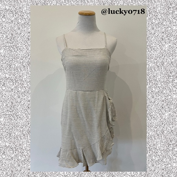 Cotton Candy LA NWT Laura Black and White Striped Ruffle Wrap Mini Dress Sz S - Picture 3 of 11